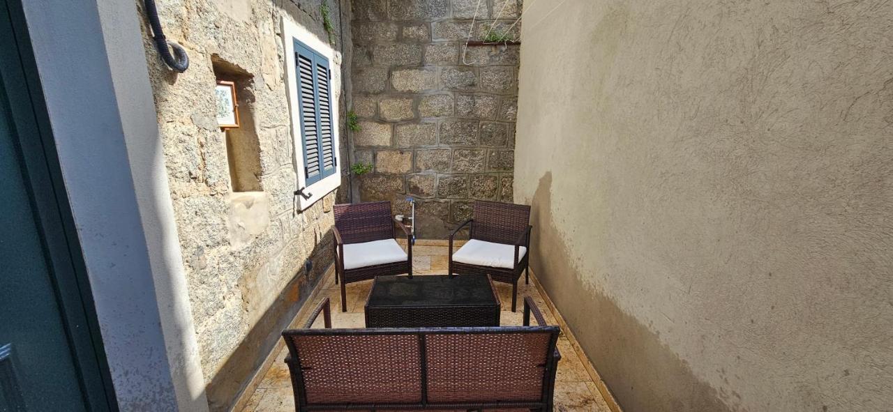 Bel & Ancien Appartement T3 Renove Dans Sartene エクステリア 写真